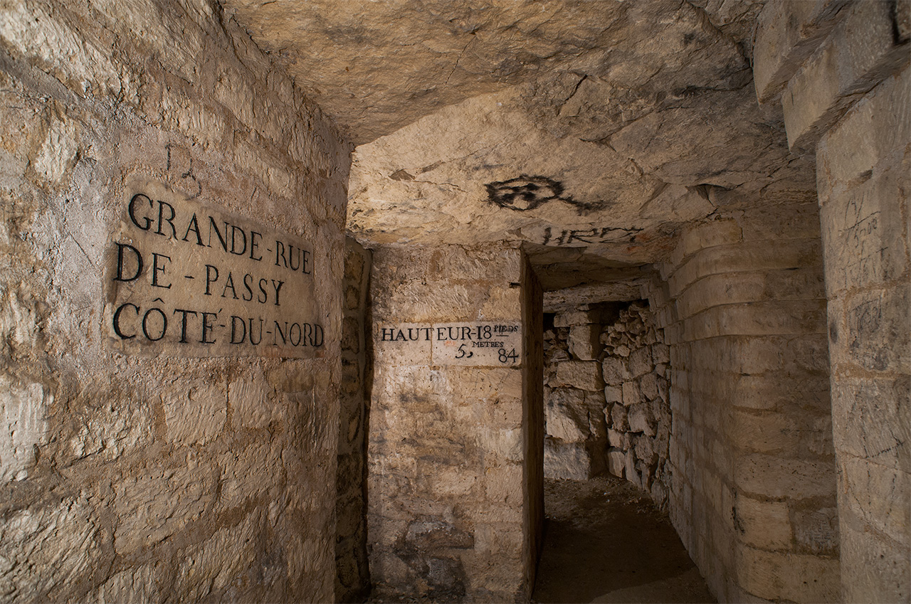 Rue de Passy / Plaque escalier