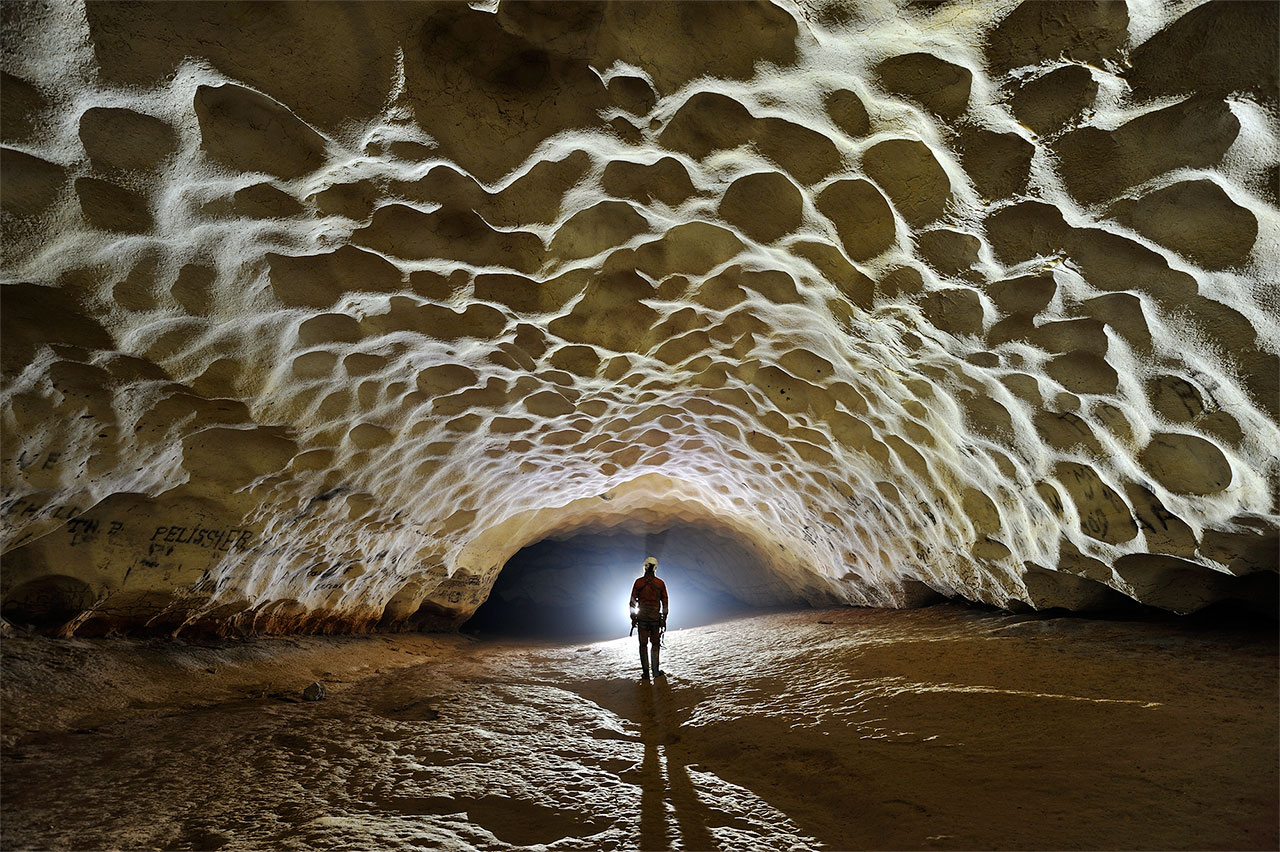 Galerie grotte de Saint-Marcel