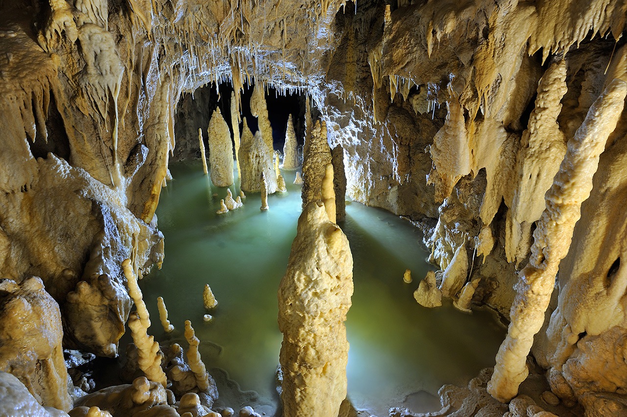 Gouffre du Mont-Ratey, Galerie des merveilles, Arc sous-Cicon