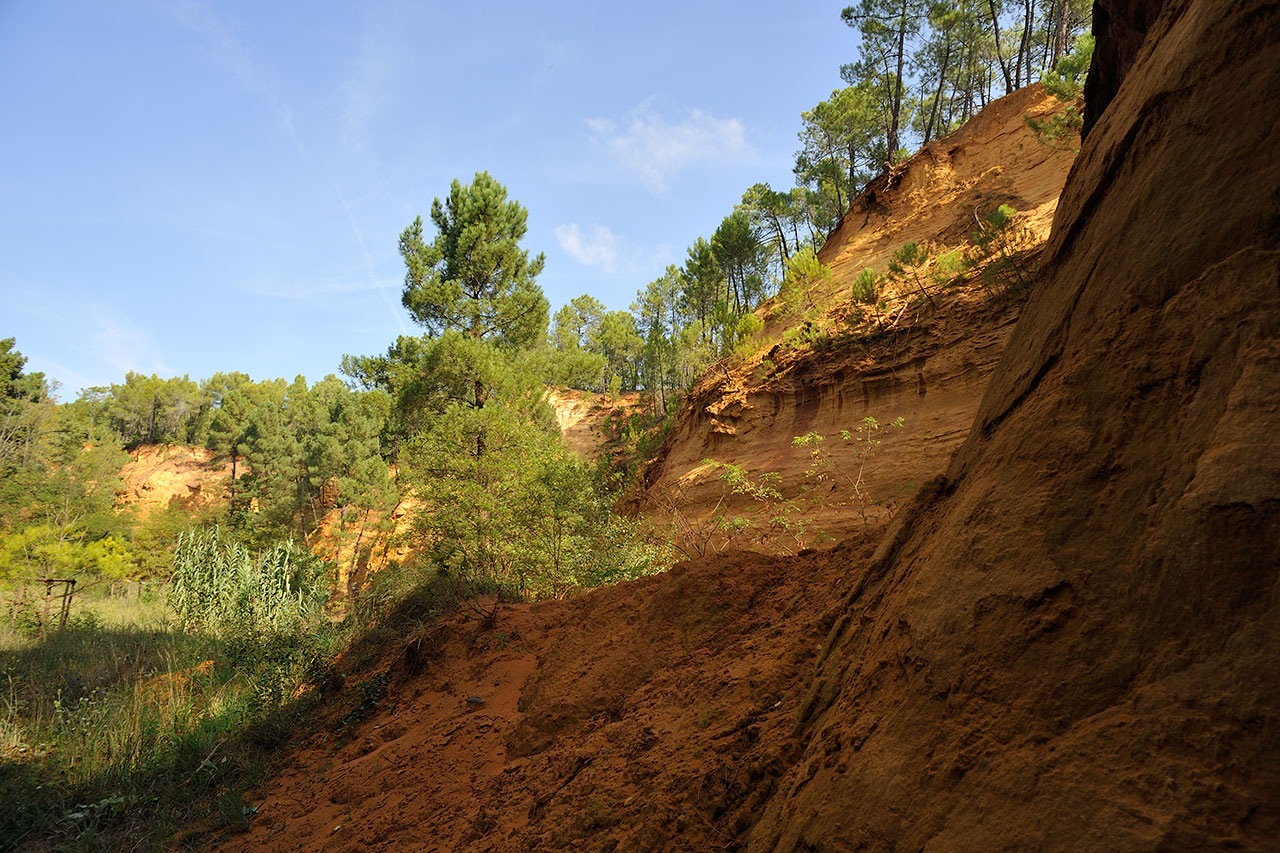 Falaises d'ocre.