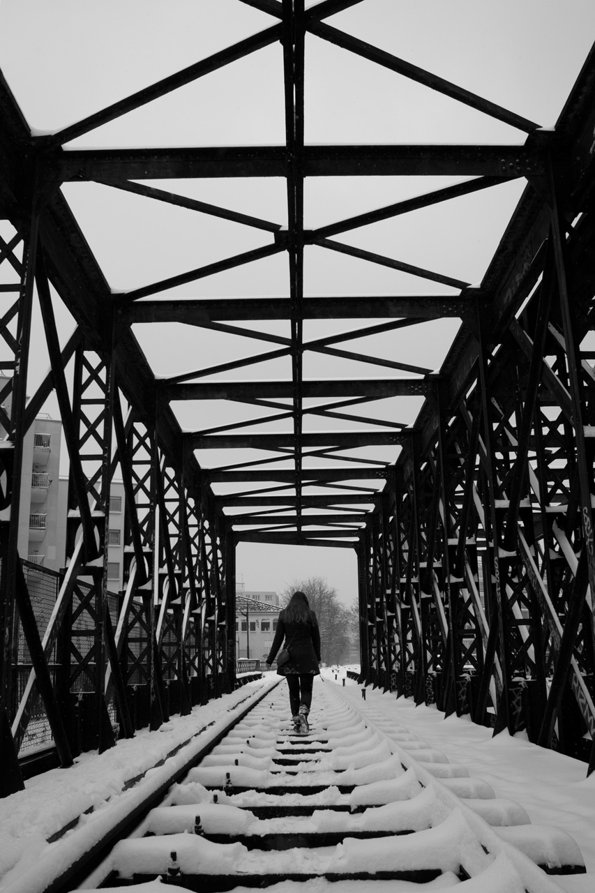 Neige sur le pont craqueur
