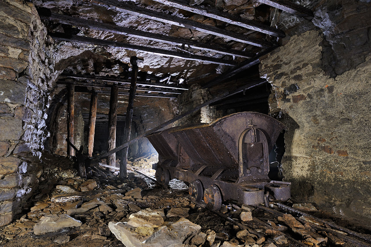 Berlines, mine de fer.