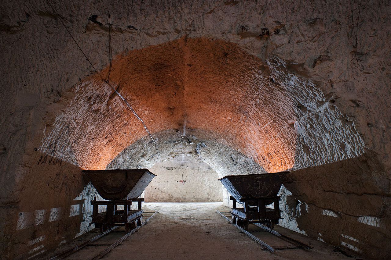 Wagonnets, carrière souterraine de craie.